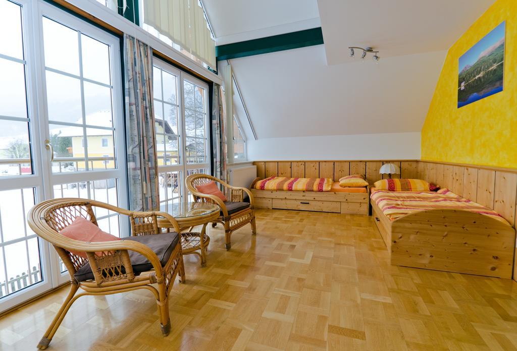 Haus Helga Otel Mauterndorf  Dış mekan fotoğraf