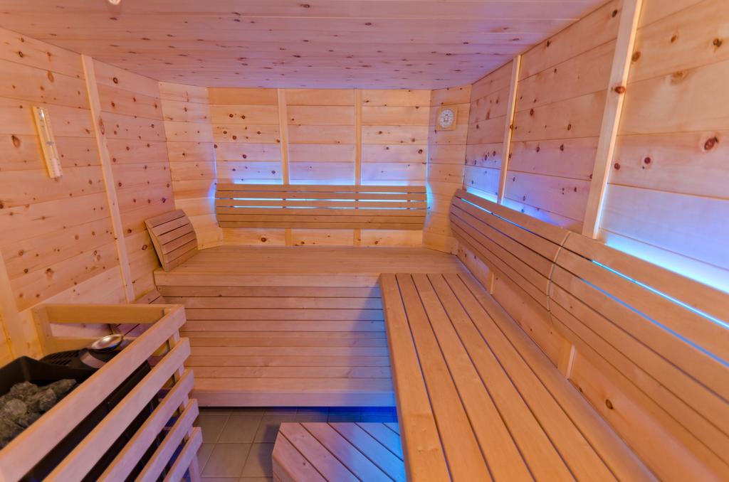Haus Helga Otel Mauterndorf  Dış mekan fotoğraf