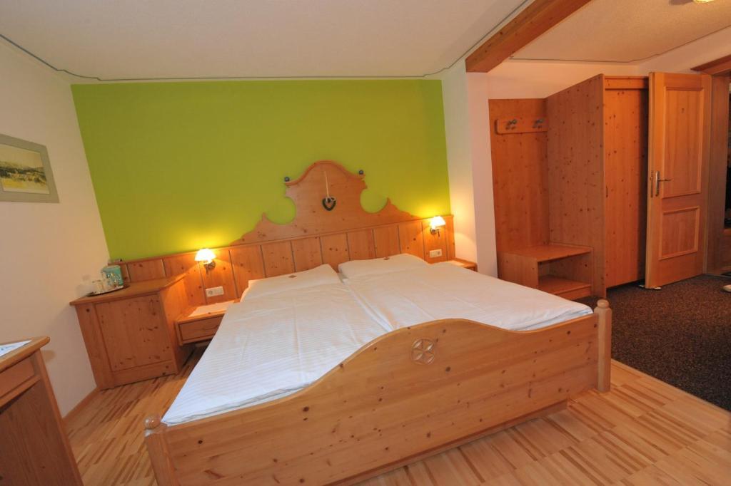 Haus Helga Otel Mauterndorf  Oda fotoğraf